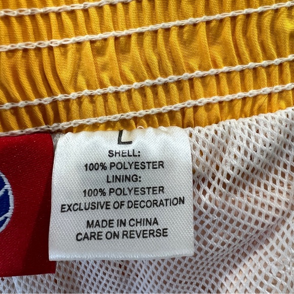 Cleveland Cavaliers Men’s Large Swimsuit - Picture 8 of 9